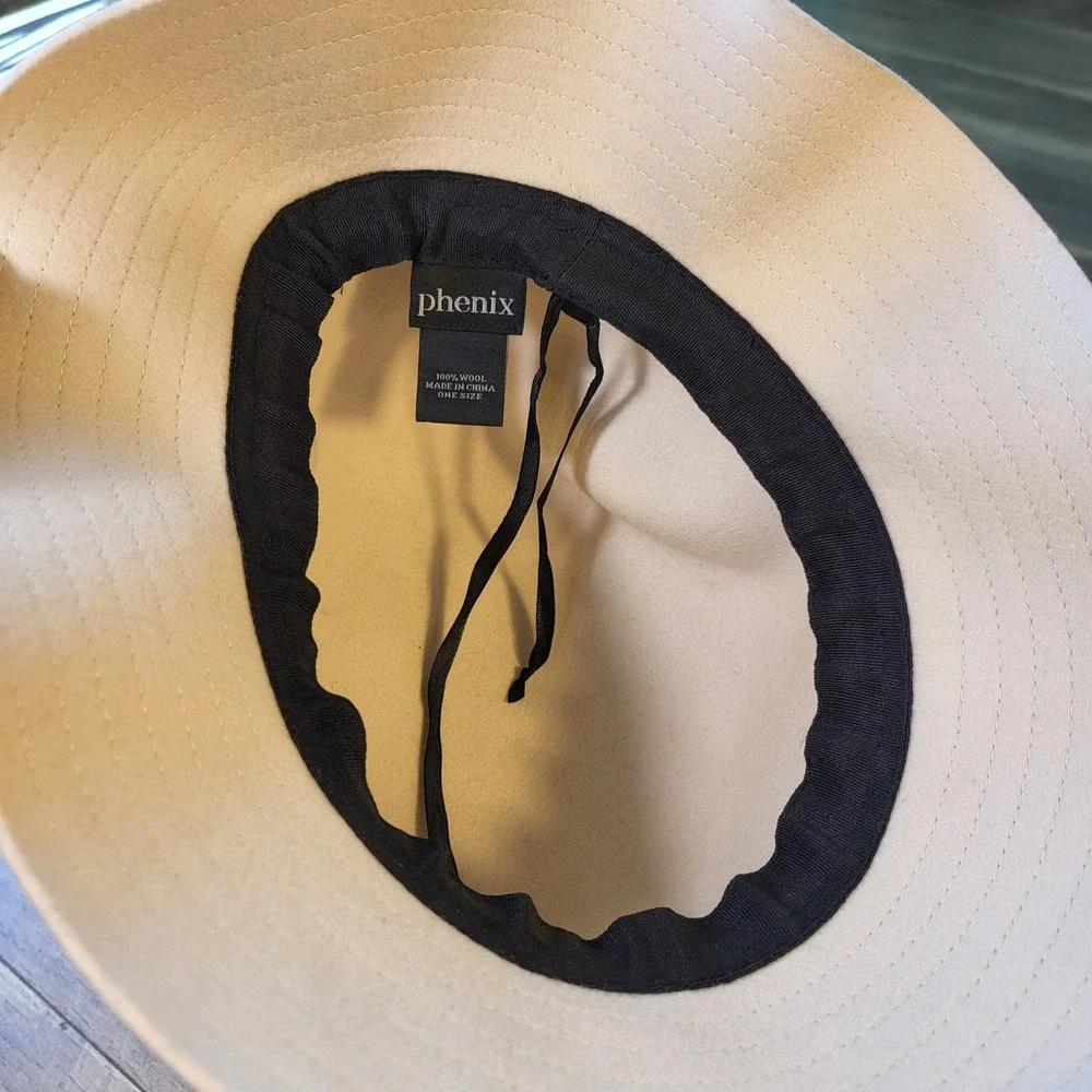 Phenix 100% Wool Bucket Hat Cream Off White Felt One Size Adjustable Brim Hat